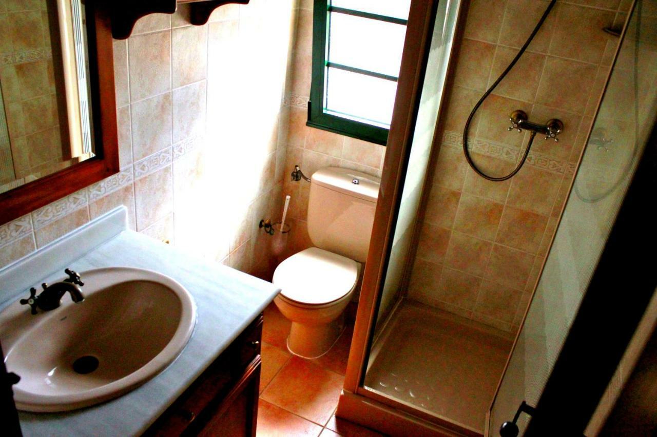 Casa Rustica Piscina, Apartadino Pobra Do Caraminal Luaran gambar